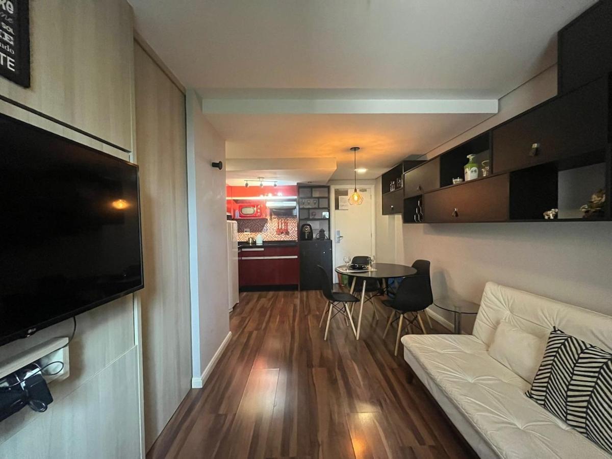 J908 - Flat Moema Apartamento